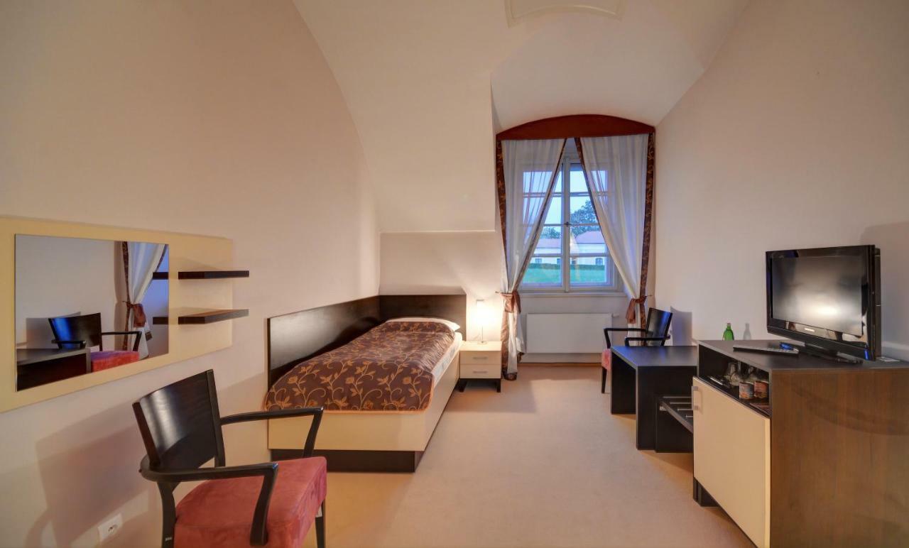 Chateau Liblice Bysice Ngoại thất bức ảnh